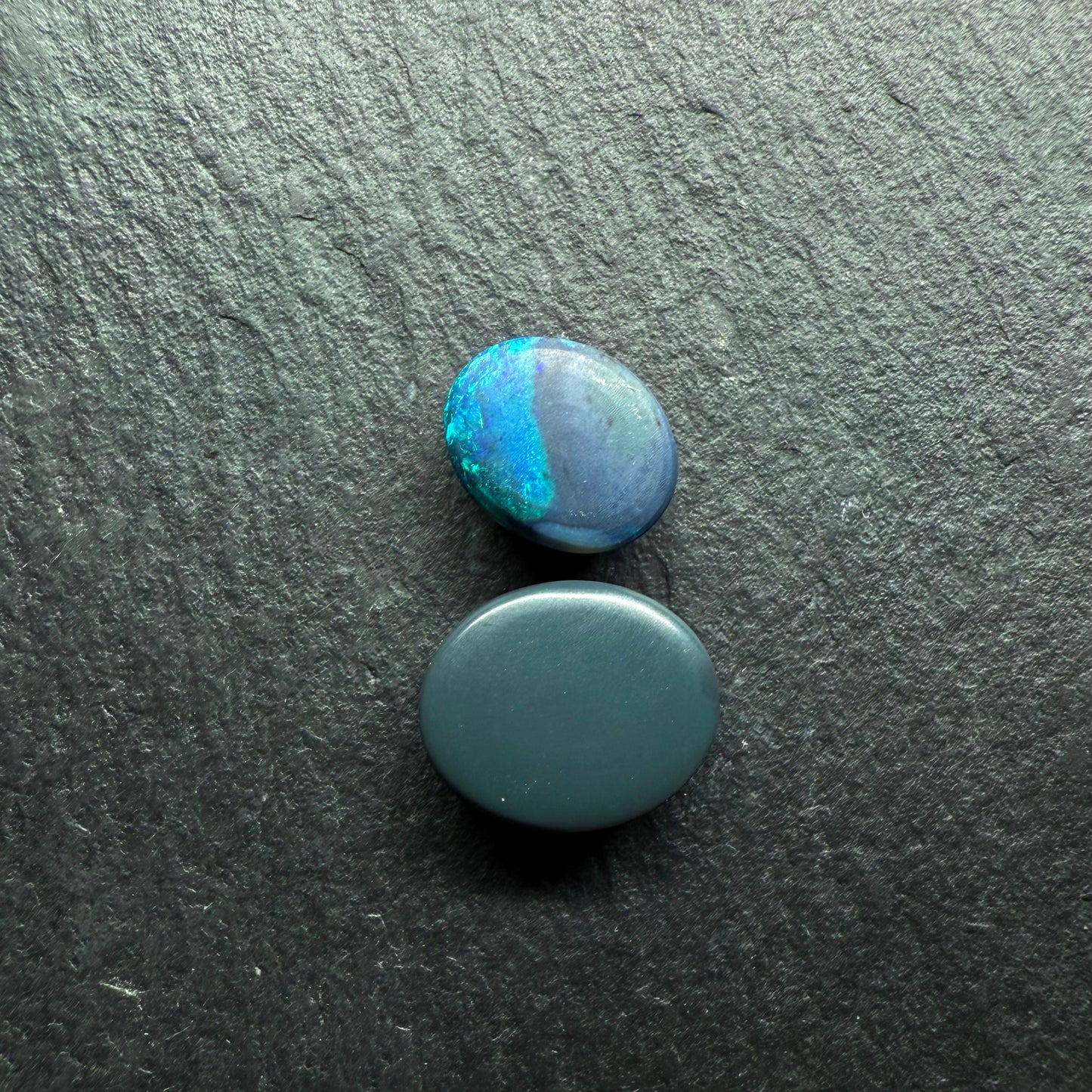 Gem Black Opals With Brilliant Green Color Palettes Hits Of Blue, full faced Color And Floral Pattern
