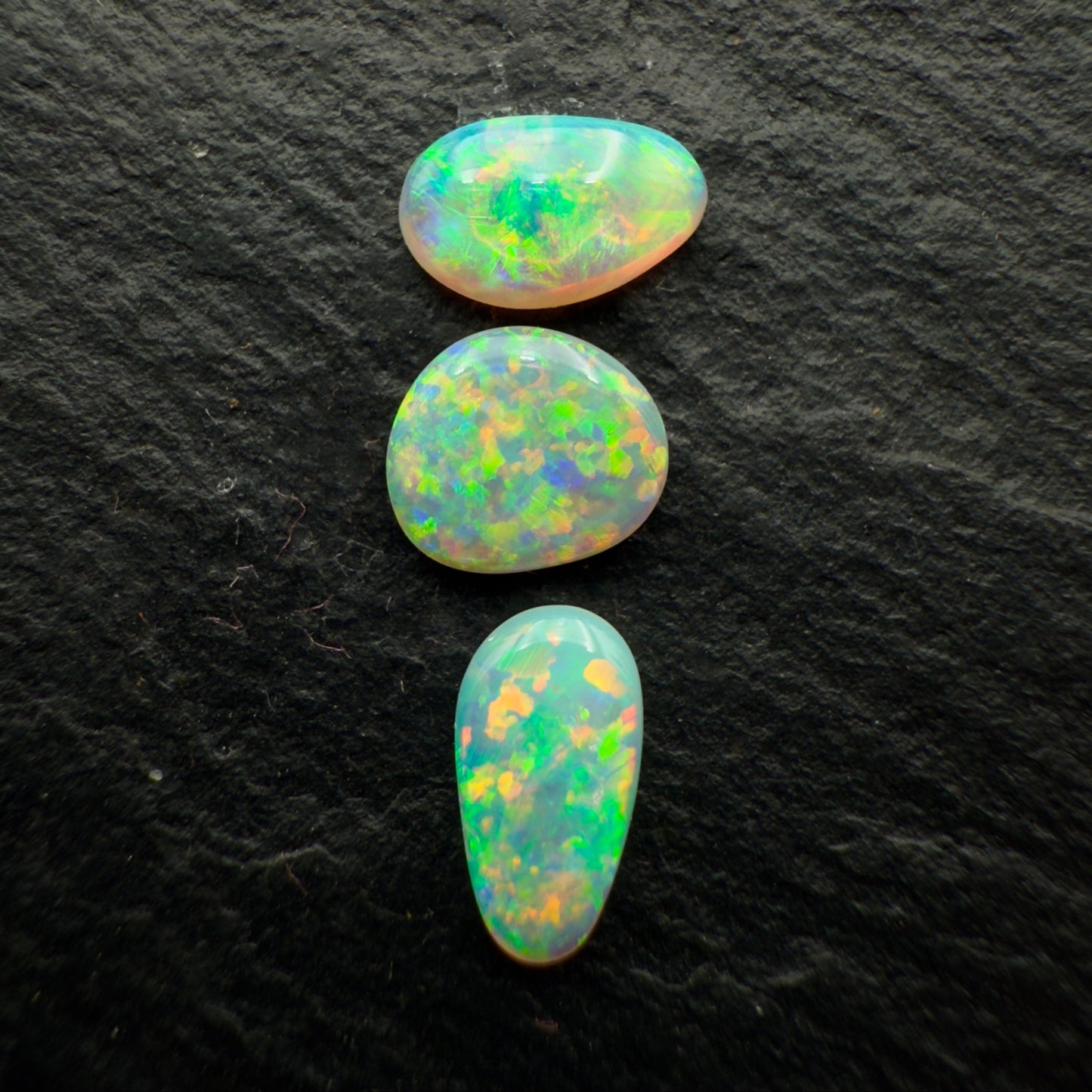 1.1ct Bundle (Price For Parcel) Crystal Opals With Bright full faced Multi Color Palettes