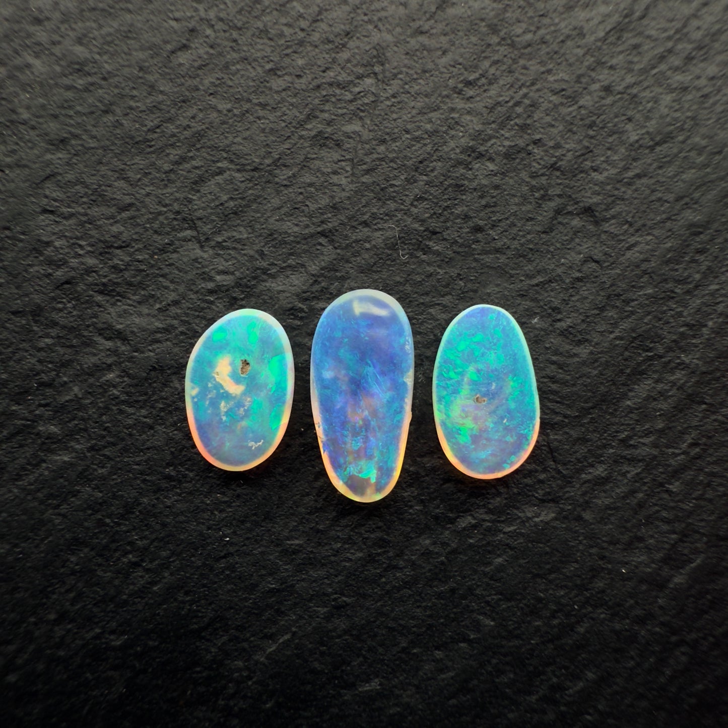 1.4ct Bundle (Price For Parcel)Freeform Crystal Opals With Bright full Faced Patterns