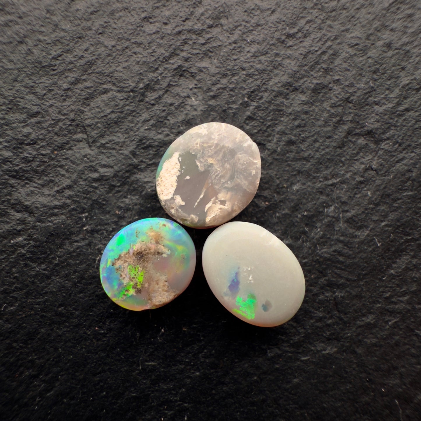 2.03CT BUNDLE (Price For Parcel) Small Bright Crystal Opals