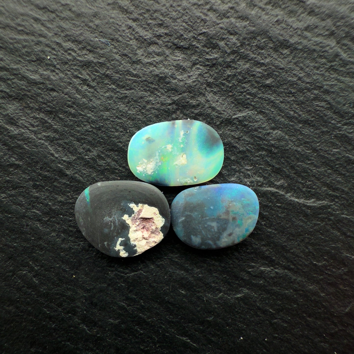 2.52ct Bundle (Price For Parcel) Picture Stone Black Opals With Rich Marbled Colors