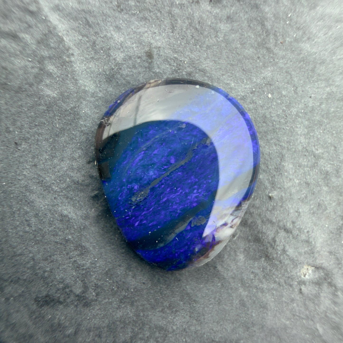 1.84cts Affordable Dark Opal With A Deep Blue Palette