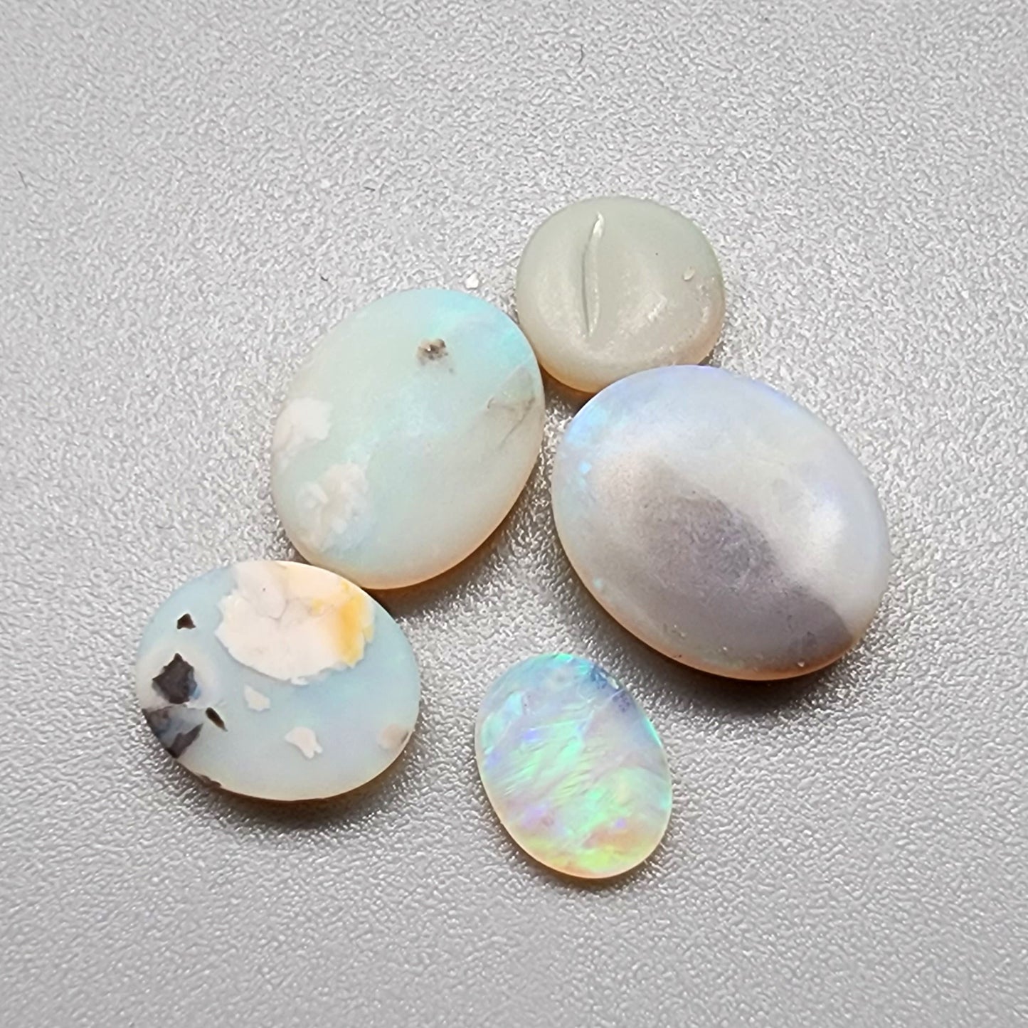 Assorted matte Opals