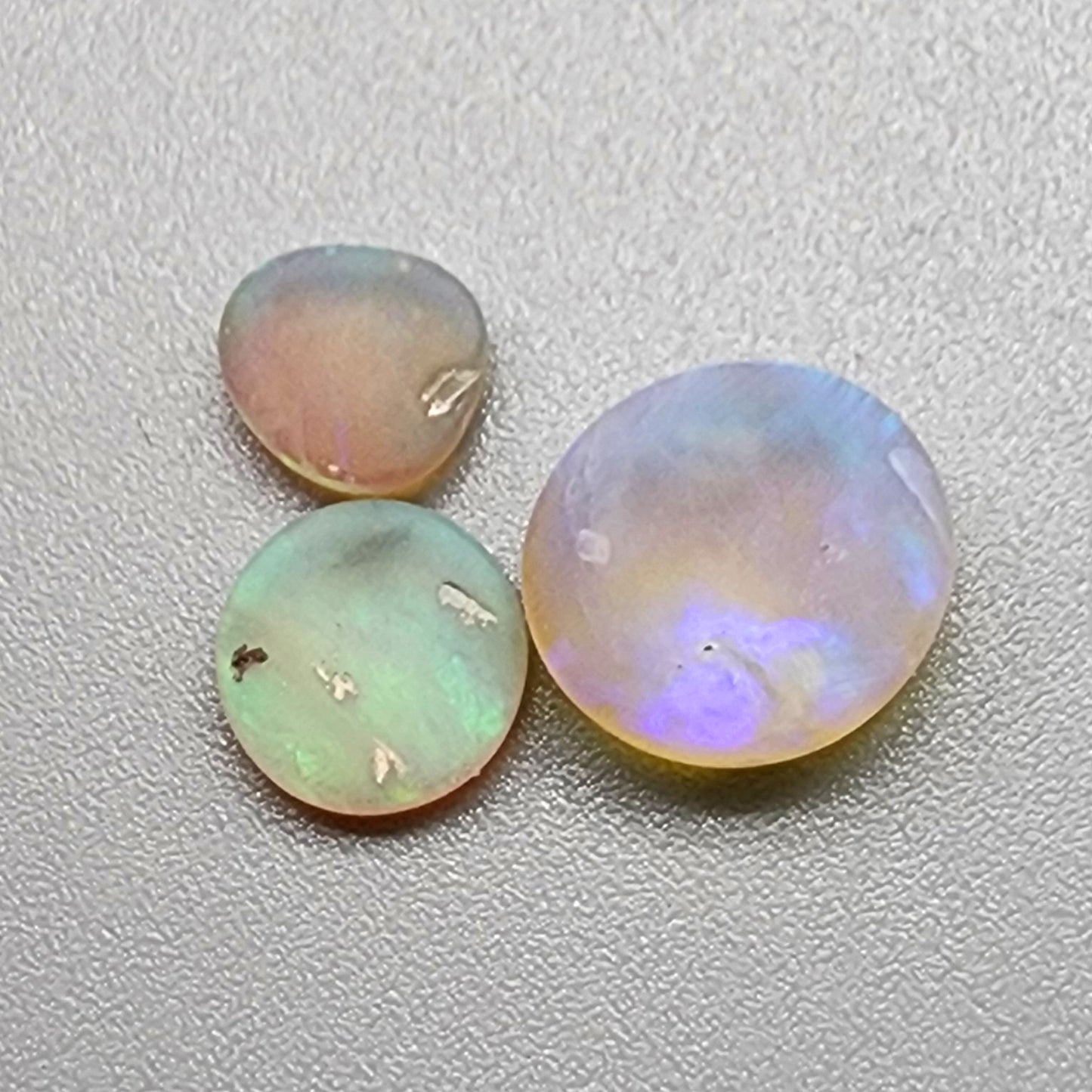 Assorted matte Opals