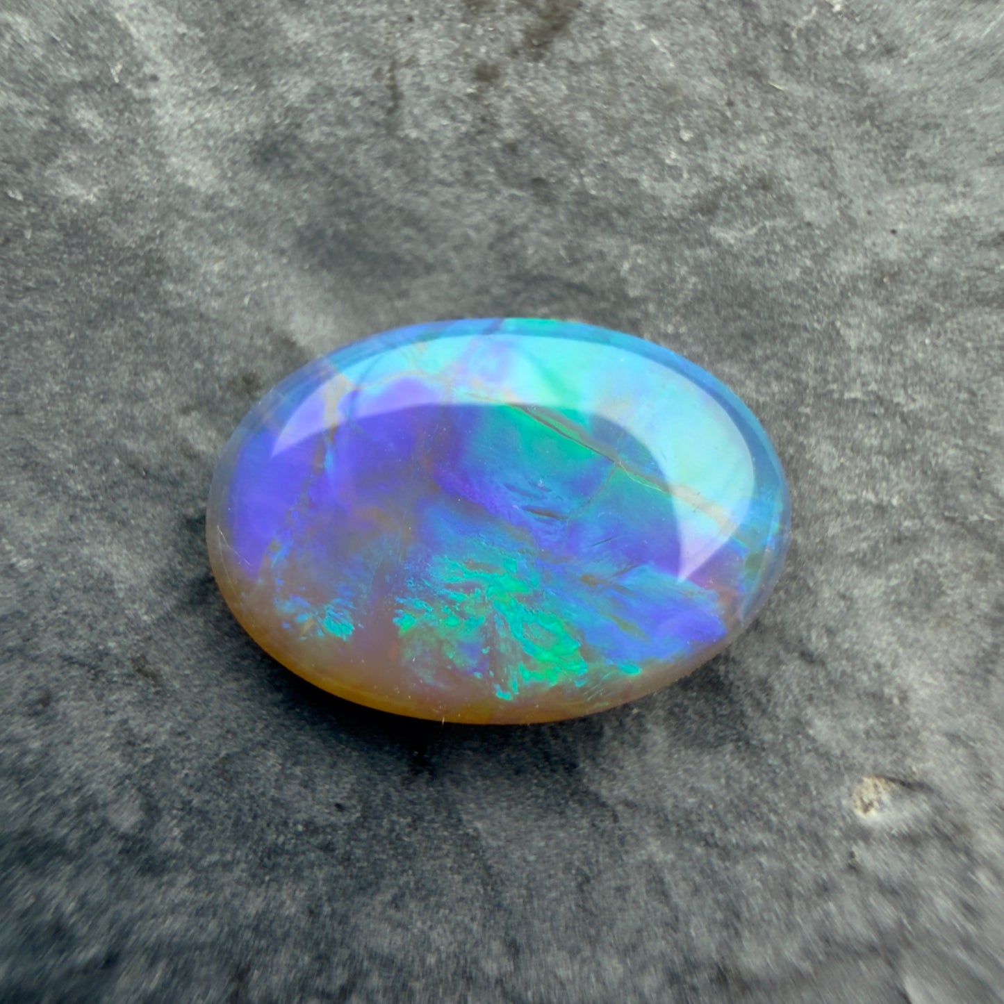 1.43cts Crystal Opal With A Blue, Green Play Of Color, From Lighting Ridge Australia