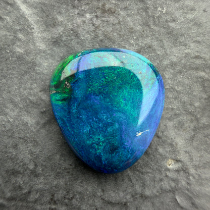 2.83cts Affordable Black Opal With A Vivid Deep Blue Green Moss Pattern, From Lightning Ridge Australia