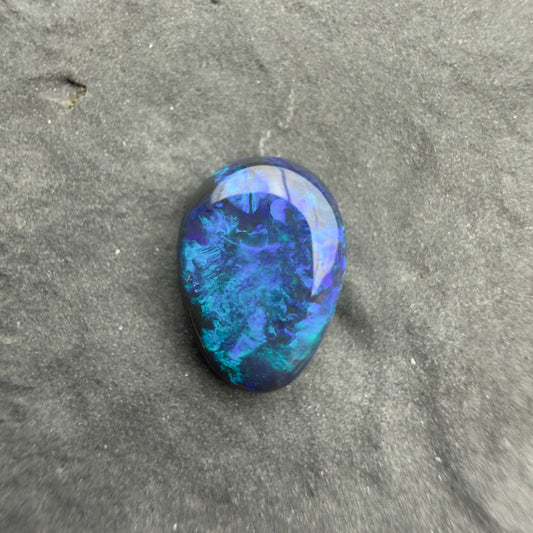 0.96cts Black Opal With A Deep Blue Play Of Color, From Lightning Ridge Australia