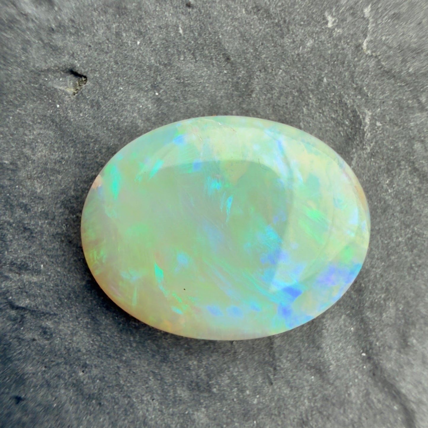 2.7cts Affordable Crystal Opal With A Green Blue Play Of Color, From Lightning Ridge Australia