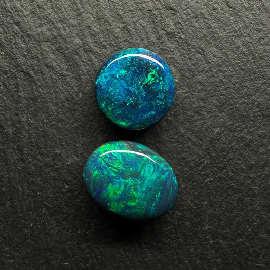 Gem Black Opals With Brilliant Green Color Palettes Hits Of Blue, full faced Color And mossy Pattern