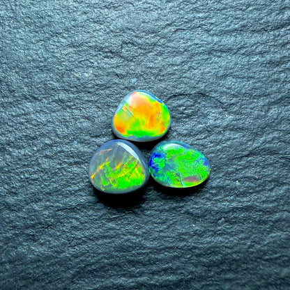 BUNDLE (price for parcel) Small Vivid Black Opals With Broad Flash Pattern