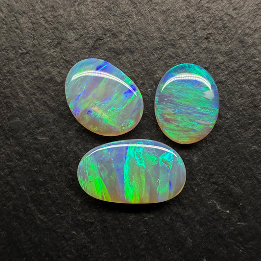 BUNDLE (Price For Parcel) These Stones Have An Incredibly Rare Paint Brush Pattern, With Vertical Dashes Of Color Across The Stone s