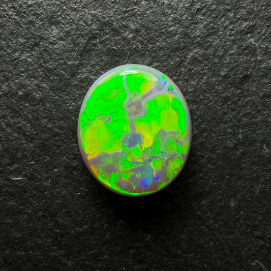 1.14ct Dark Opal With A Vivid Green Gold Flagstone Pattern