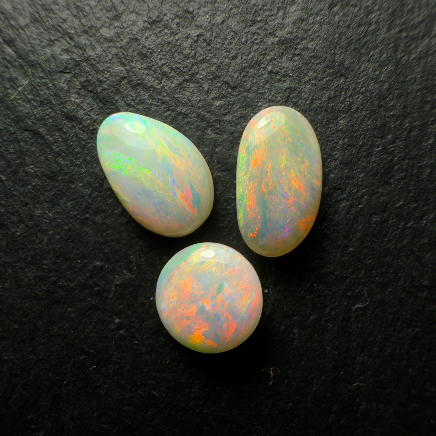 BUNDLE (Price For Parcel) Assorted Light Based Opals With Warm Color Palettes