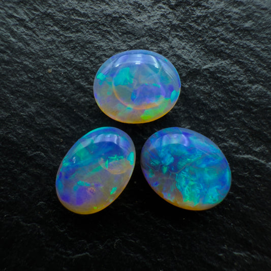 2.29ct BUNDLE (Price For Parcel) Crystal Opals With Rich Pastel Blues And Greens