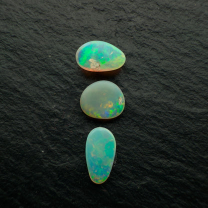 1.1ct Bundle (Price For Parcel) Crystal Opals With Bright full faced Multi Color Palettes