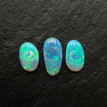 1.4ct Bundle (Price For Parcel)Freeform Crystal Opals With Bright full Faced Patterns