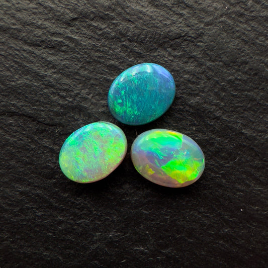 2.5ct BUNDLE (Price For Parcel) Assorted Opals With Bright color Palettes