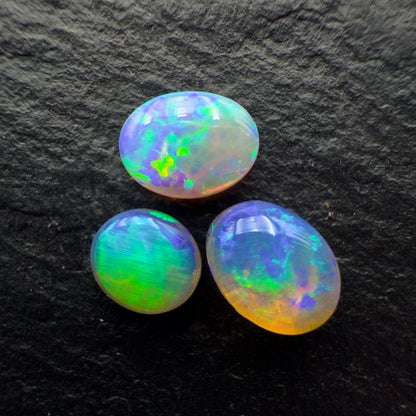 2.1ct BUNDLE (Price For Parcel) Crystal Opals With Vivid Metallic Green Color Play