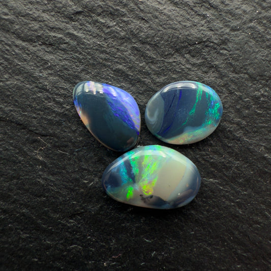 1.59ct Bundle (Price For Parcel) Picture Stone Black Opals With Swirled Colors