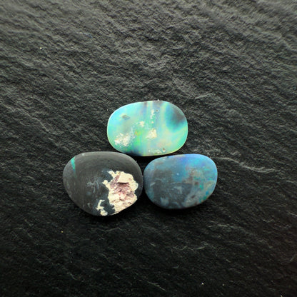 2.52ct Bundle (Price For Parcel) Picture Stone Black Opals With Rich Marbled Colors