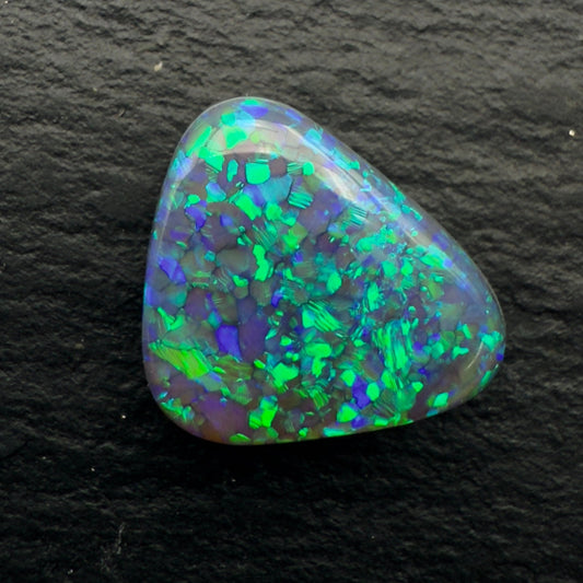 4.9cts Gem Dark Opal With Beautiful Blue Green floral Pattern