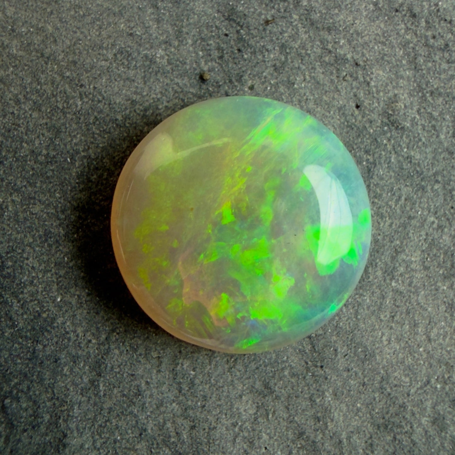 2cts Affordable Crystal Opal With A Beautiful Green Orange Pattern