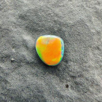 0.26cts Top Gem Micro Black Opal With A Green Yellow Gold Pattern