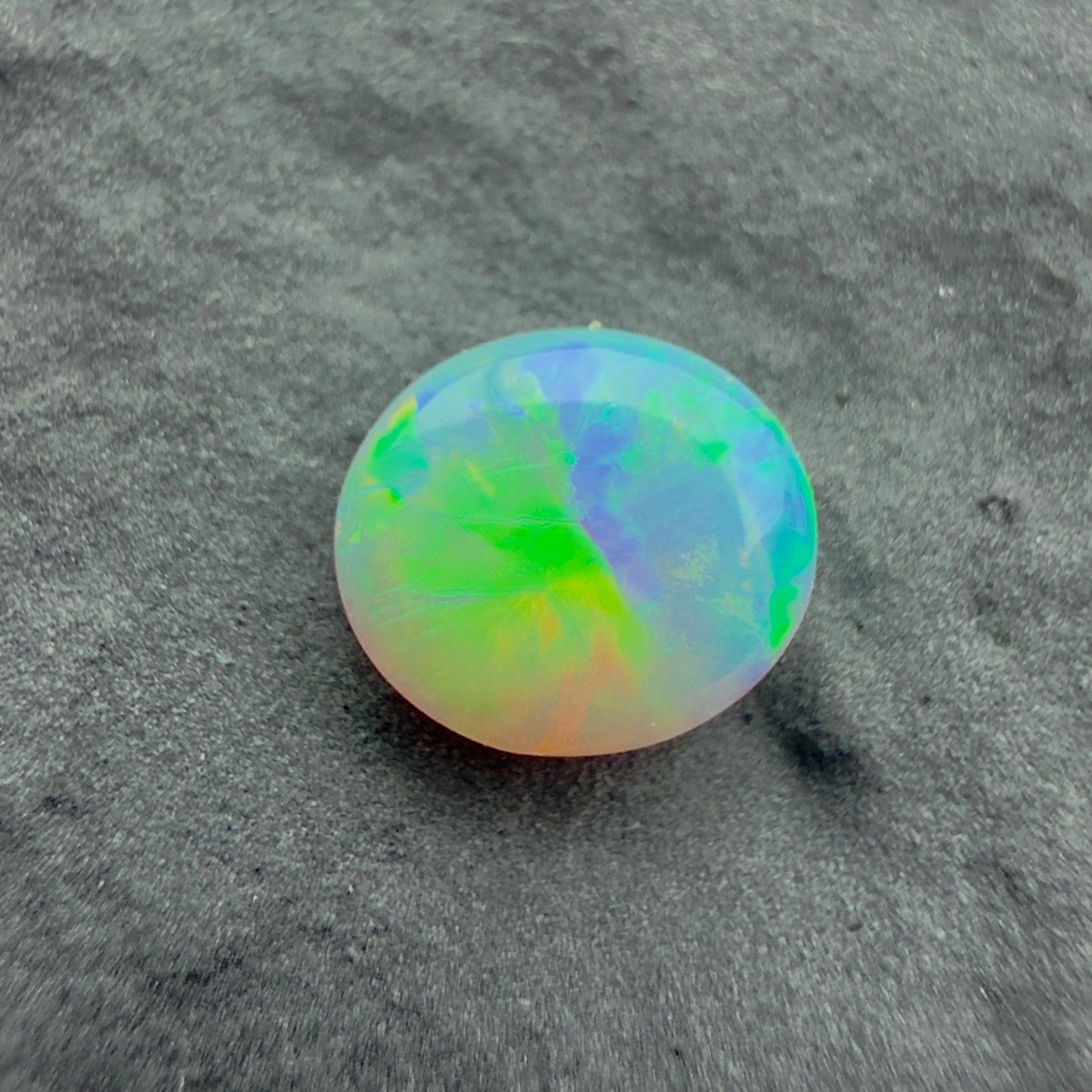 0.54cts Affordable Gem Crystal Opal With A Green Blue Pattern