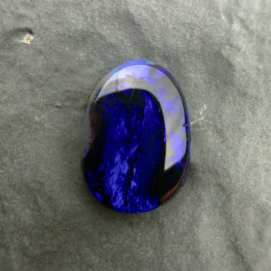 1.36cts Affordable Black Opal With A Purple Violette Palette