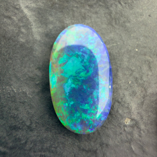 2.76cts Black Opal With A Blue Green Color Palette