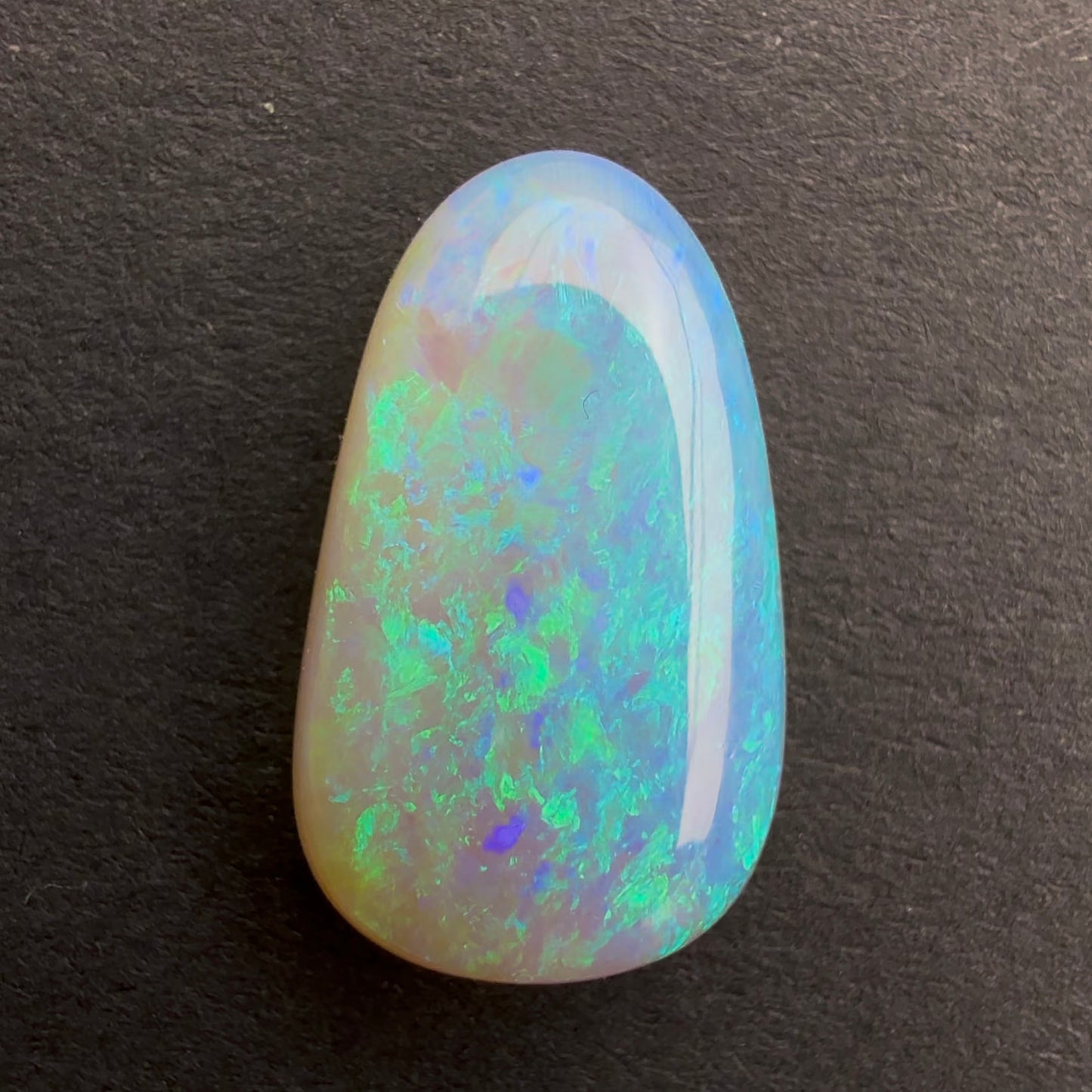 3.64cts Dark Crystal Opal With A Green Blue Play Of Color, From Lightning Ridge Australia
