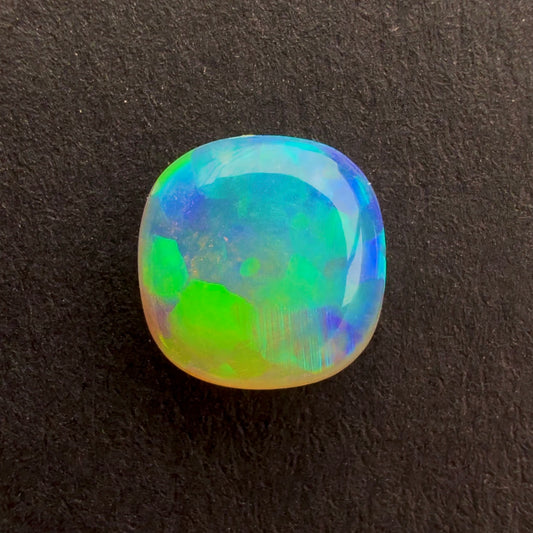 0.62cts Top Gem Crystal Opal With A Green Blue Play Of Color, From Lightning Ridge Australia