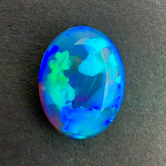 4.67cts Top Gem Crystal Opal With A Green Blue Play Of Color, From Lightning Ridge Australia