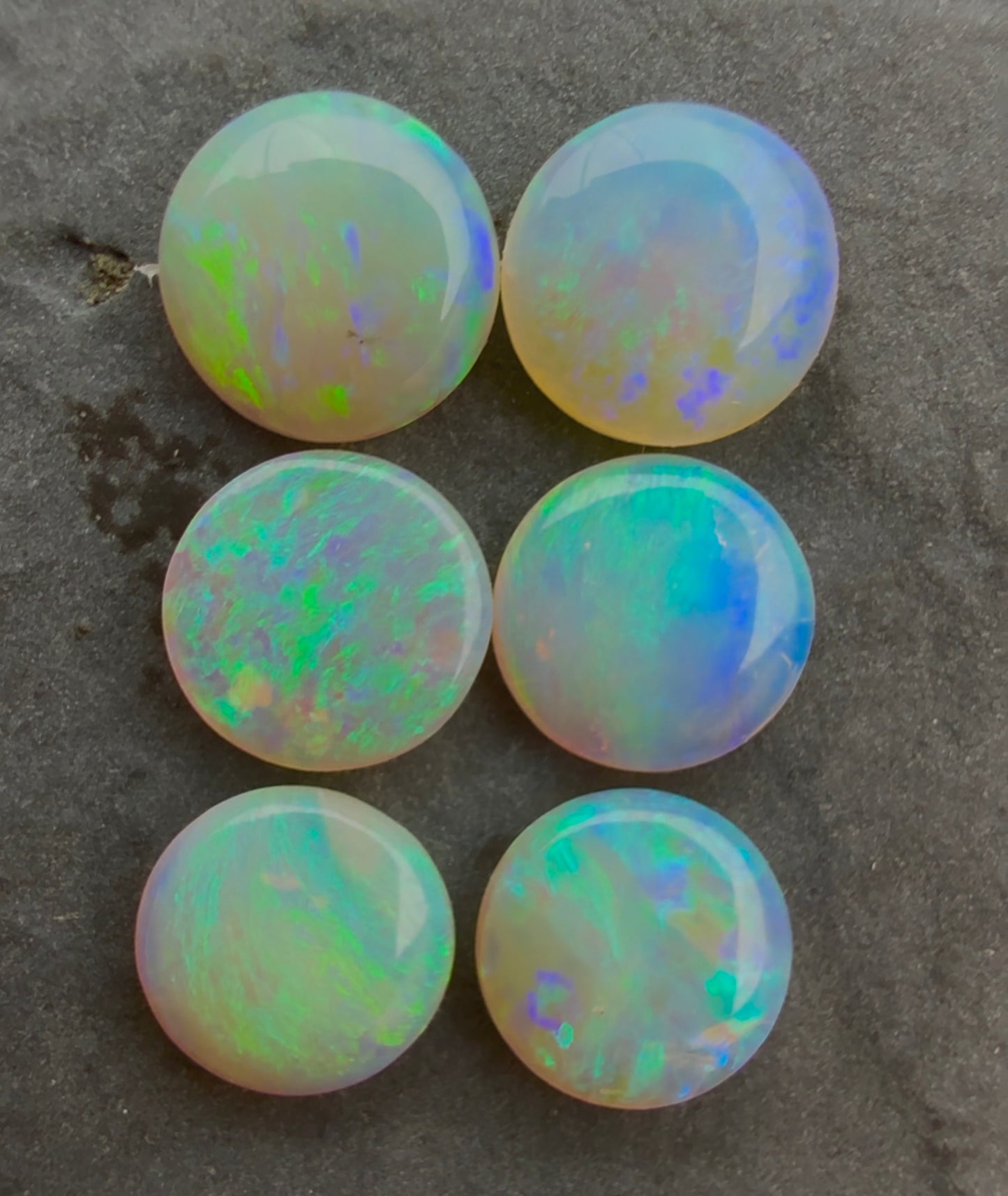 (Price For Parcel) 6mm Round Crystal Opals With A Green Blue Play Of Color, From Lightning Ridge Australia
