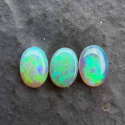 6mm x 4mm Crystal Opal Bundle With Green Blue Play Of Color, From Lightning Ridge Australia