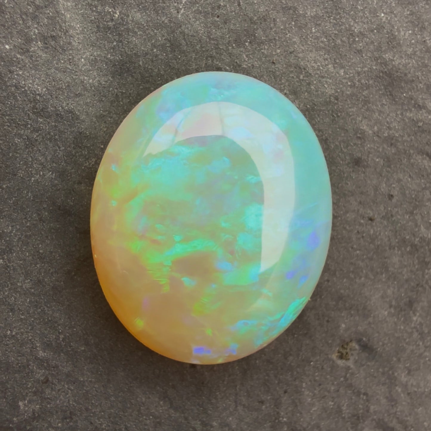 3.92cts Affordable Crystal Opal With A Green Blue Play Of Color, From Lightning Ridge Australia
