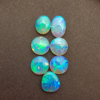 (Price For Parcel) 1.73cts Affordable Crystal Opal Bundle With A Green Blue Play Of Color, From Lightning Ridge Australia