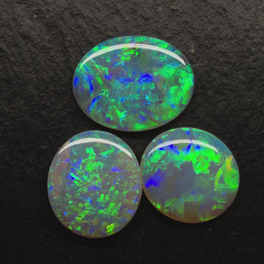 BUNDLE (Price For Parcel) Crystal opals With Floral Like Patterns And Green-Gold Color palettes.