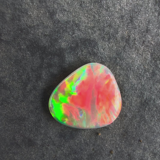 0.49cts Affordable Gem Dark Opal With A Beautiful Mixed Red Pink Multicolor Pattern