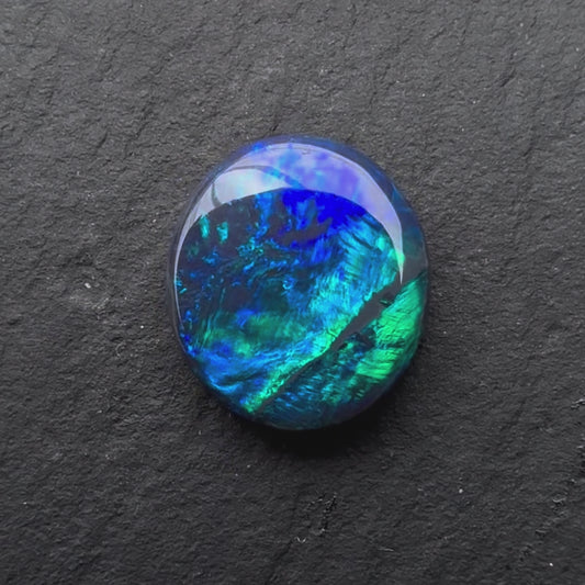 1.50cts Black Opal With A Green Blue Play Of Color, From Lightning Ridge Australia