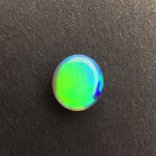0.49cts Top Gem Crystal Opal With A Green Blue Play Of Color, From Lightning Ridge Australia