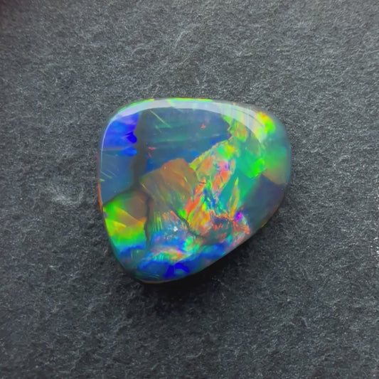 1.10cts Black Opal With A Red Pink Multicolor Play Of Color, From Lightning Ridge Australia