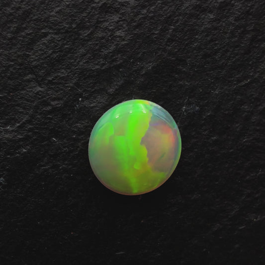 0.8ct Crystal Opal With A Beautiful Mango Color Palette And Lots Of Depth