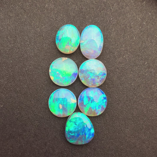 (Price For Parcel) 1.73cts Affordable Crystal Opal Bundle With A Green Blue Play Of Color, From Lightning Ridge Australia
