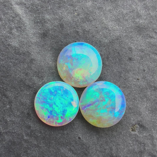 (Price For Parcel) 6mm Round Crystal Opals With A Green Blue Play Of Color, From Lightning Ridge Australia