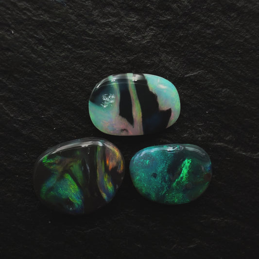 2.52ct Bundle (Price For Parcel) Picture Stone Black Opals With Rich Marbled Colors