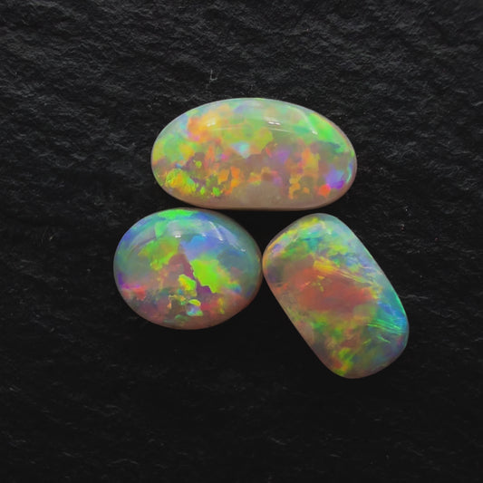 1.58ct (Price For Parcel) Small Bright Crystal opals With Warm Colors