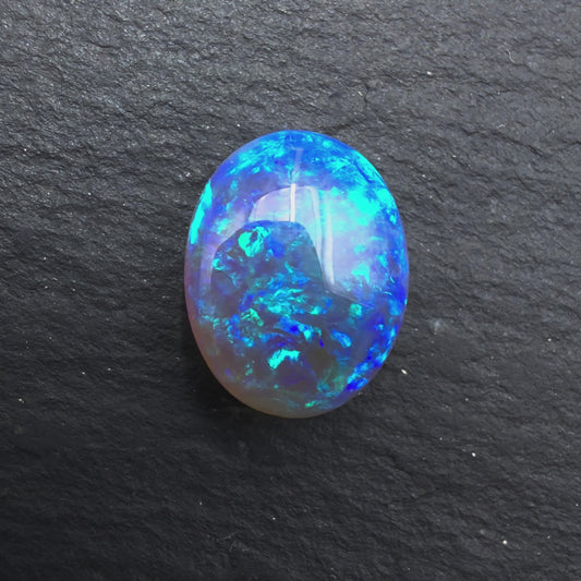2.8ct Gem Crystal opal with a High Dome And Great Depth Of Color
