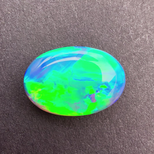 2.52cts World Class Gem Crystal Opal With A Beautiful Blue Green Play Of Color, From Lightning Ridge Australia