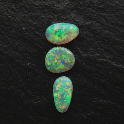 1.1ct Bundle (Price For Parcel) Crystal Opals With Bright full faced Multi Color Palettes